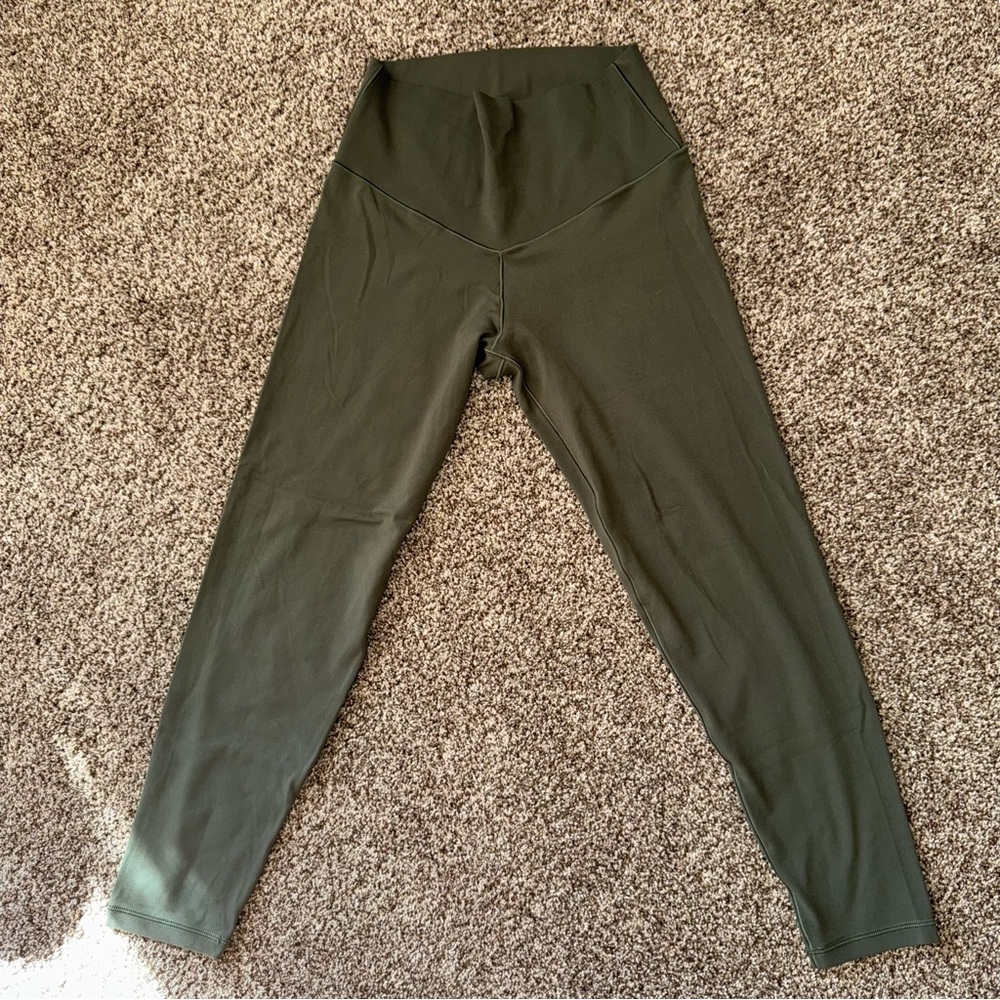 NEW Aerie olive green leggings